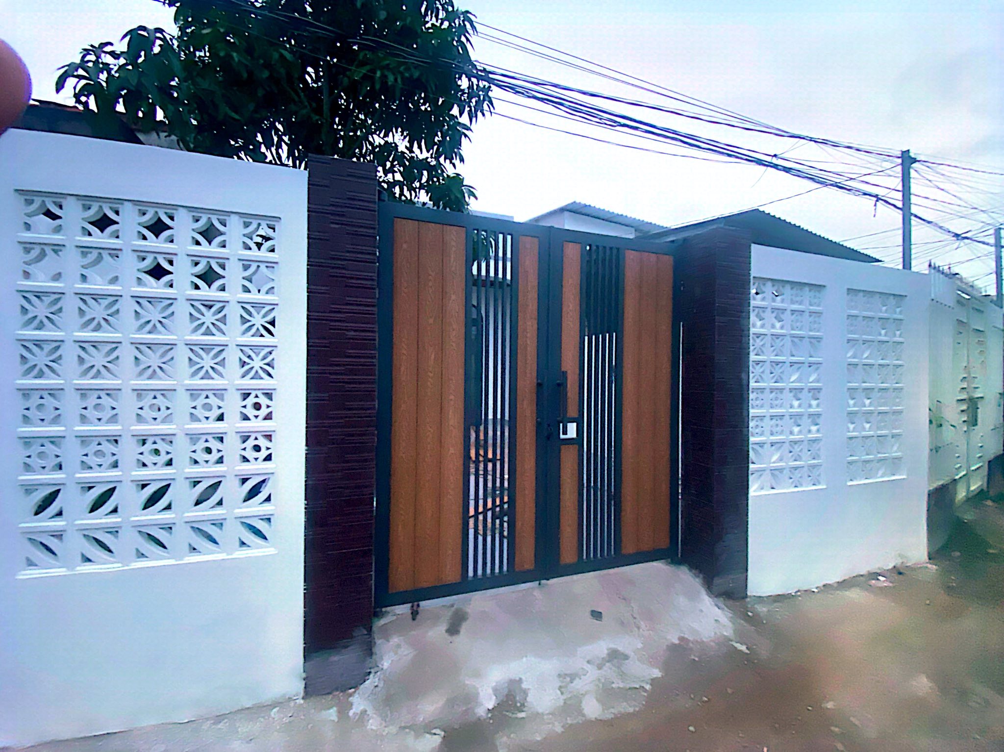 Nhà trung tâm Bến Tre 100 triệu, nhận nhà, full thổ cư