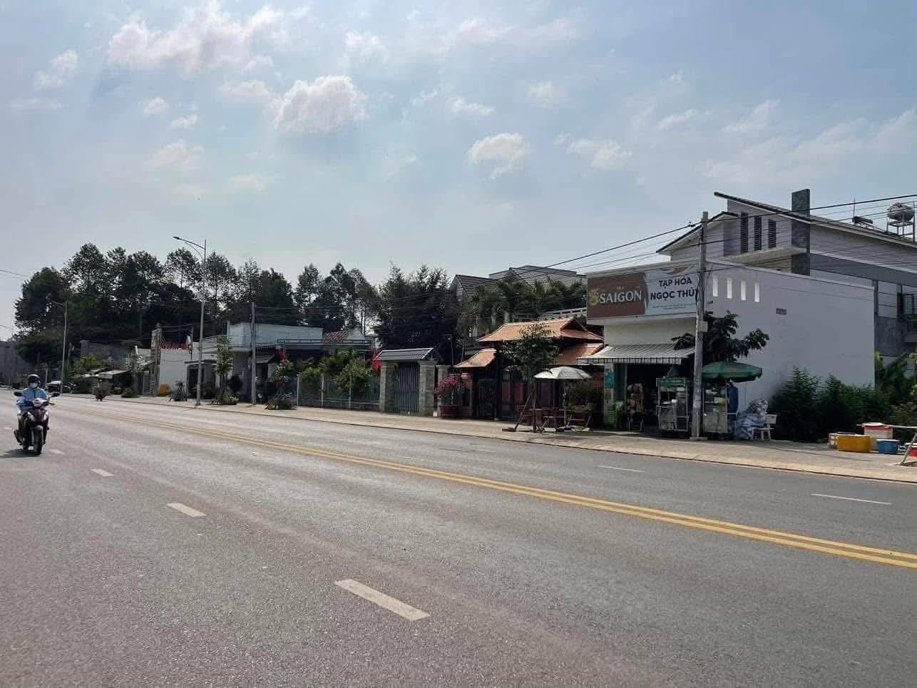 Mặt tiền Tỉnh Lộ 52, 2 mặt tiền, 191m2, 5.2 tỷ - Mở cửa hàng, showroom, kinh doanh gì cũng 'ngon'