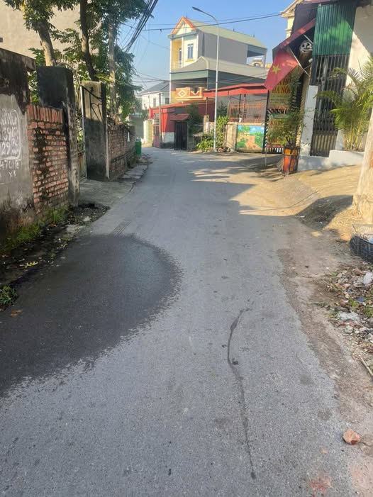 Bán đất 2 mặt tiền, kinh doanh sầm uất, gần KCN Bình Xuyên, Vĩnh Phúc