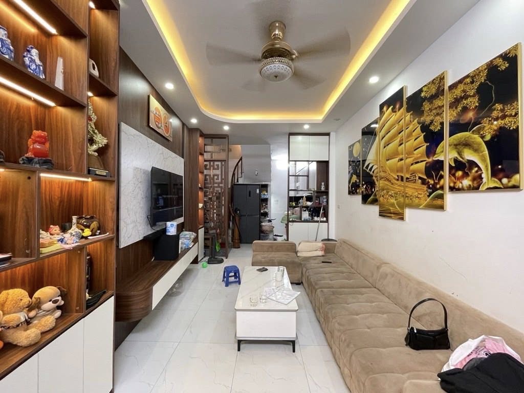 Gần TimeCity, Nhà Mới Tinh, Đón Ánh Bình Minh