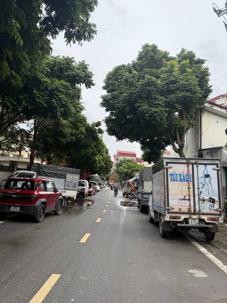 Siêu phẩm nhà lô góc 2 mặt thoáng vĩnh viễn, tọa lạc ngay trung tâm Phúc Lợi, Long Biên