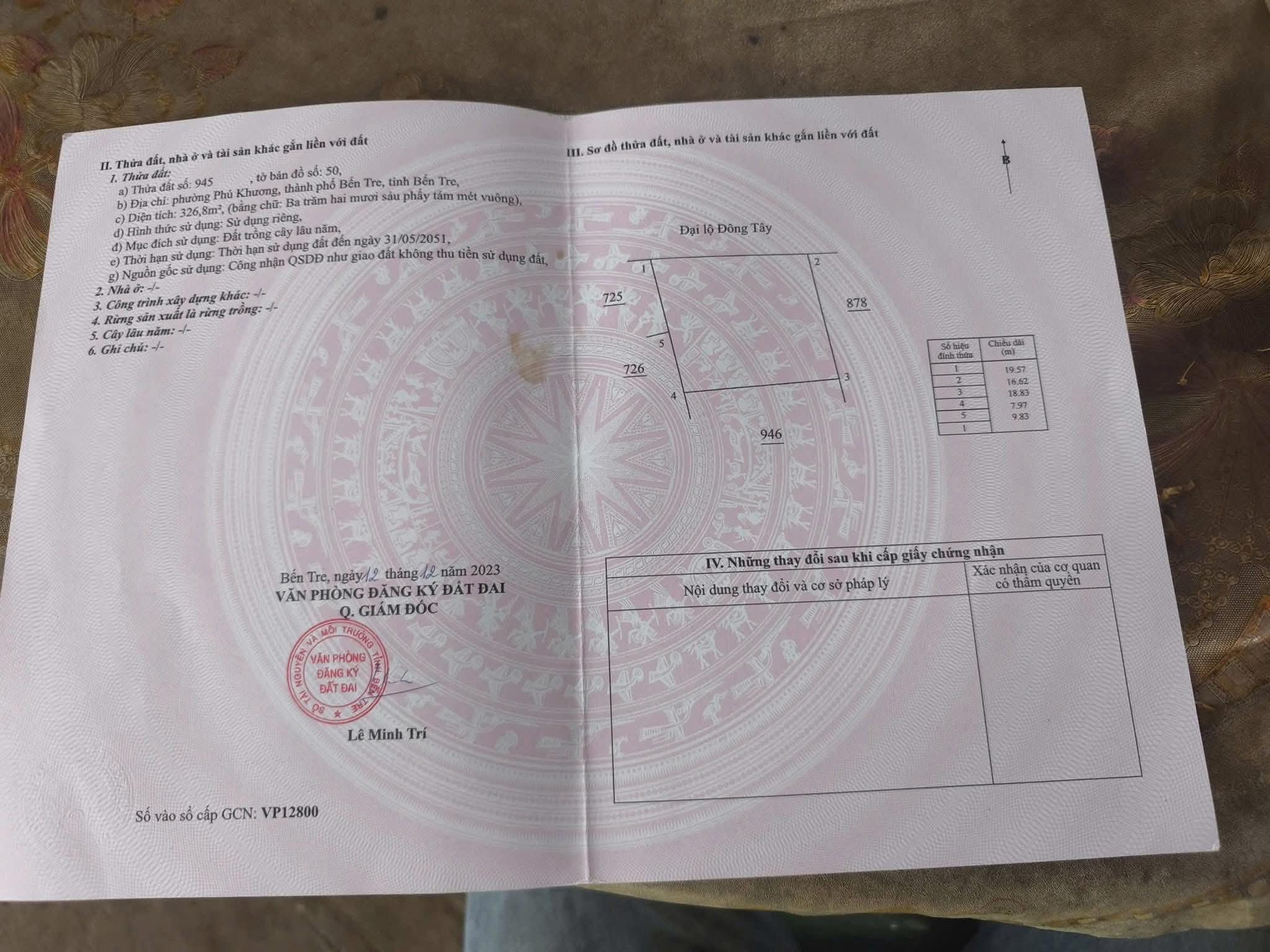 Tọa lạc trên đại lộ Đông Tây sầm uất, phường Phú Khương, Bến Tre