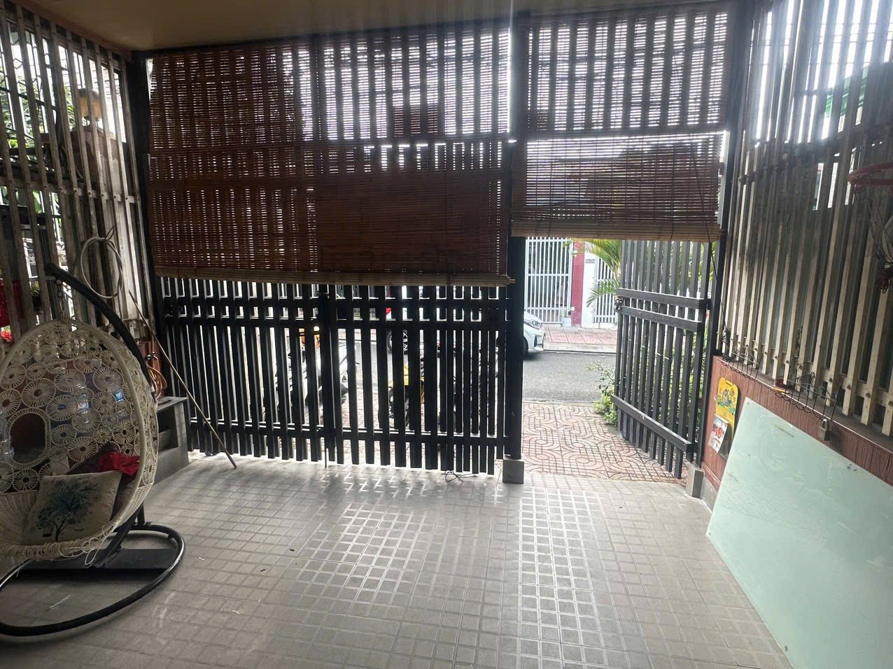 Cho thuê nhà 2 phòng ngủ, 5x22m tại Hiệp Thành, Thủ Dầu Một, Bình Dương