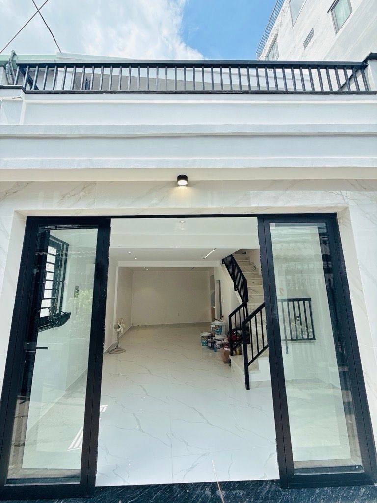 Nhà Huỳnh Tấn Phát - Quận 7, vuông vức, 2 phòng ngủ, Sổ hồng riêng, 4,3 tỷ