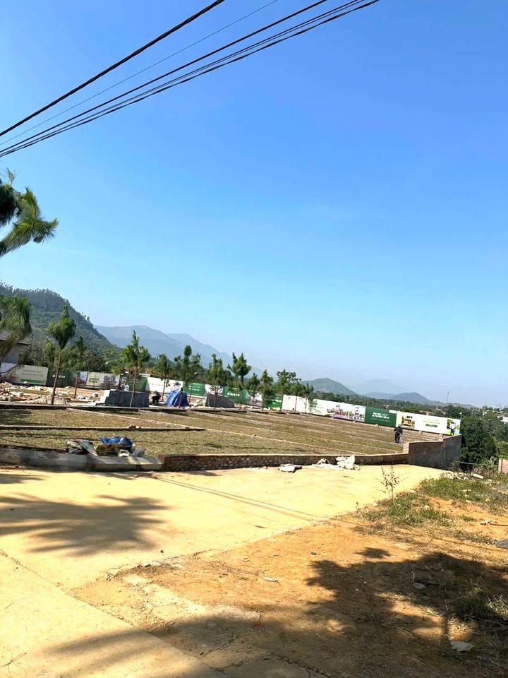 Bán đất thổ cư 100m² tại Phú Cát, Quốc Oai, Hà Nội, đường ô tô