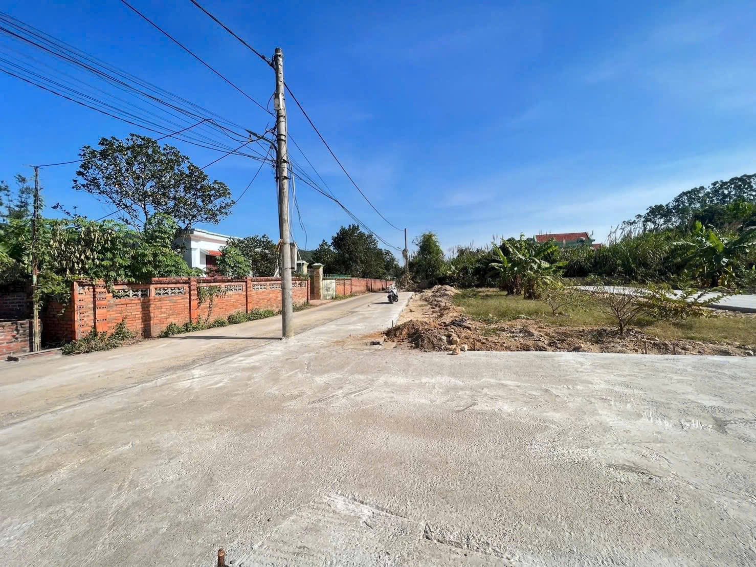 Đất nền Việt Hưng giá F0, đường 2 ô tô tránh, diện tích 60-104m2