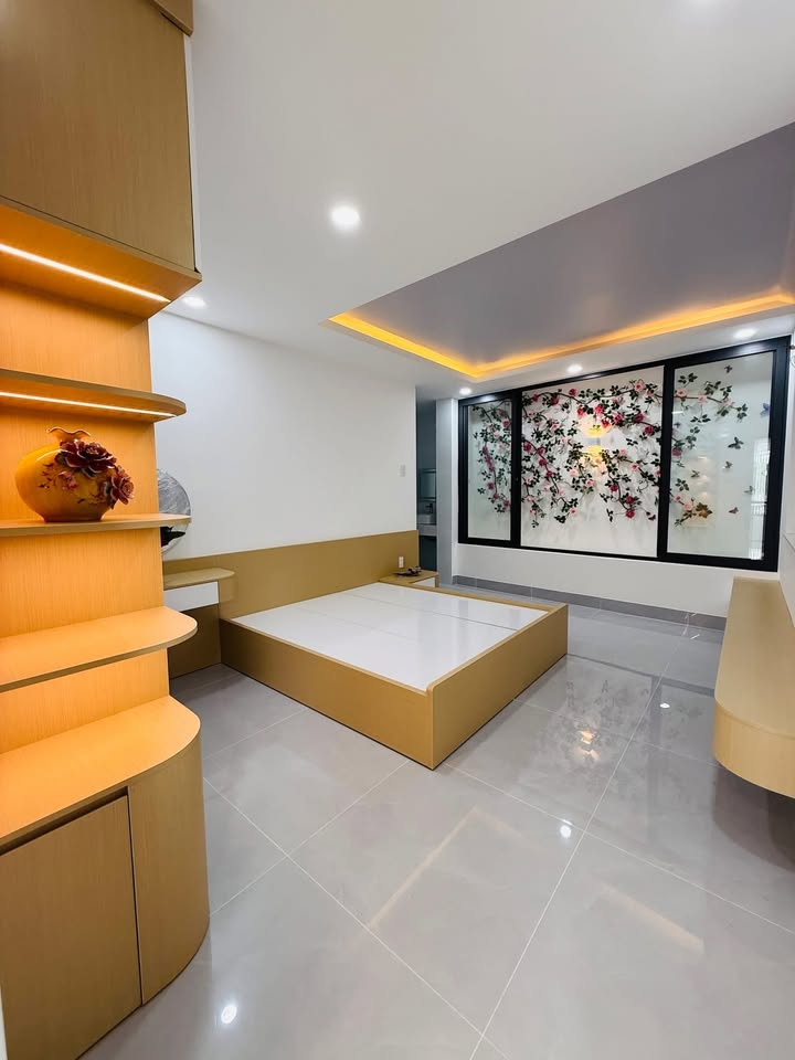 Nhà 3 tầng trung tâm Mỹ Tho, gần Aeon Mall và khu hành chính công, sổ hồng riêng