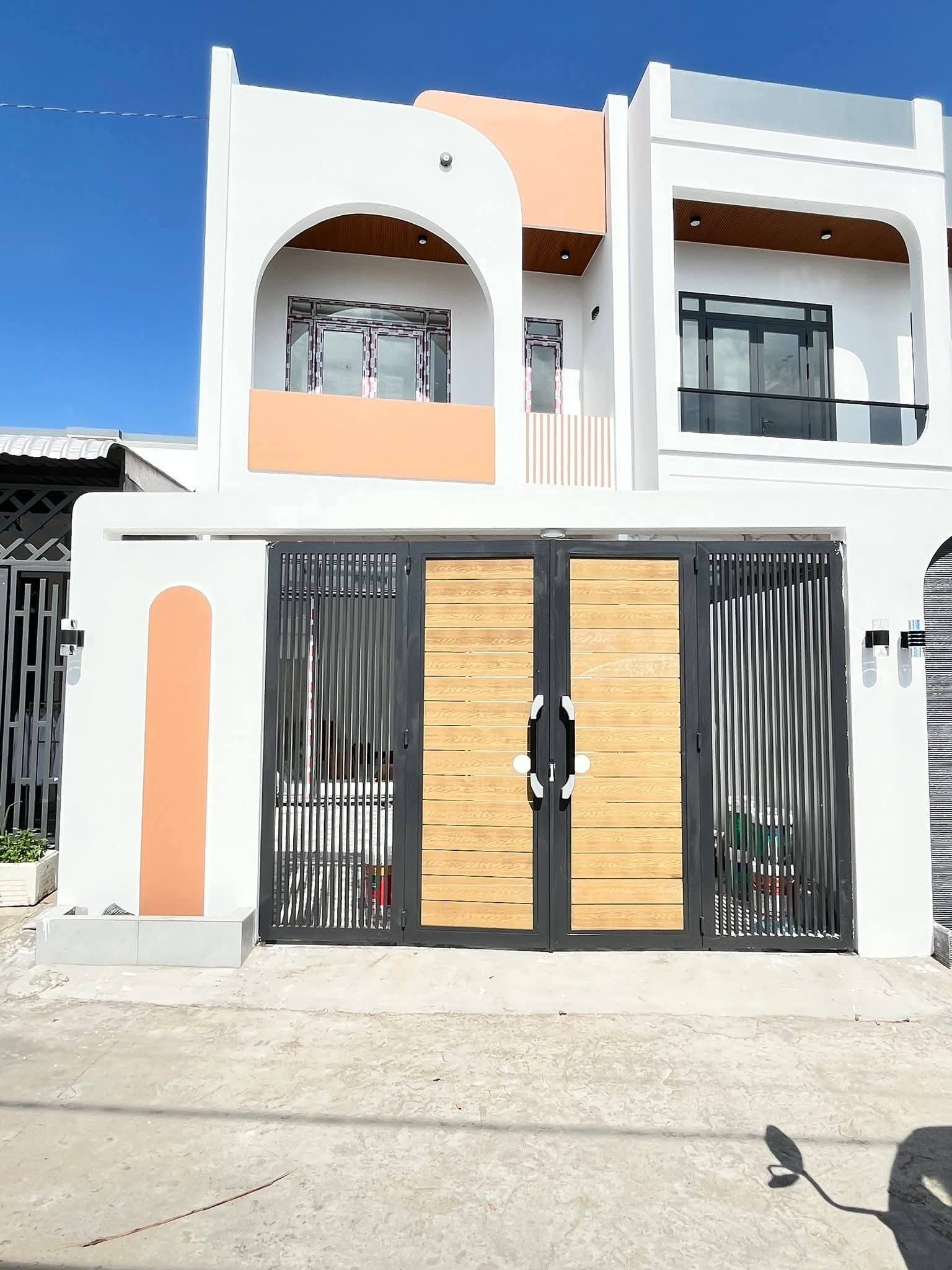 Siêu phẩm nhà phố sắp hoàn thiện đang chờ chủ nhân mới tại hẻm 156 Nguyễn Trung Ngạn