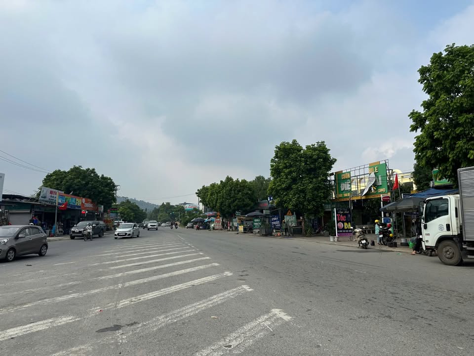 Đất vàng mặt đường Tôn Đức Thắng lô góc kinh doanh đắc địa