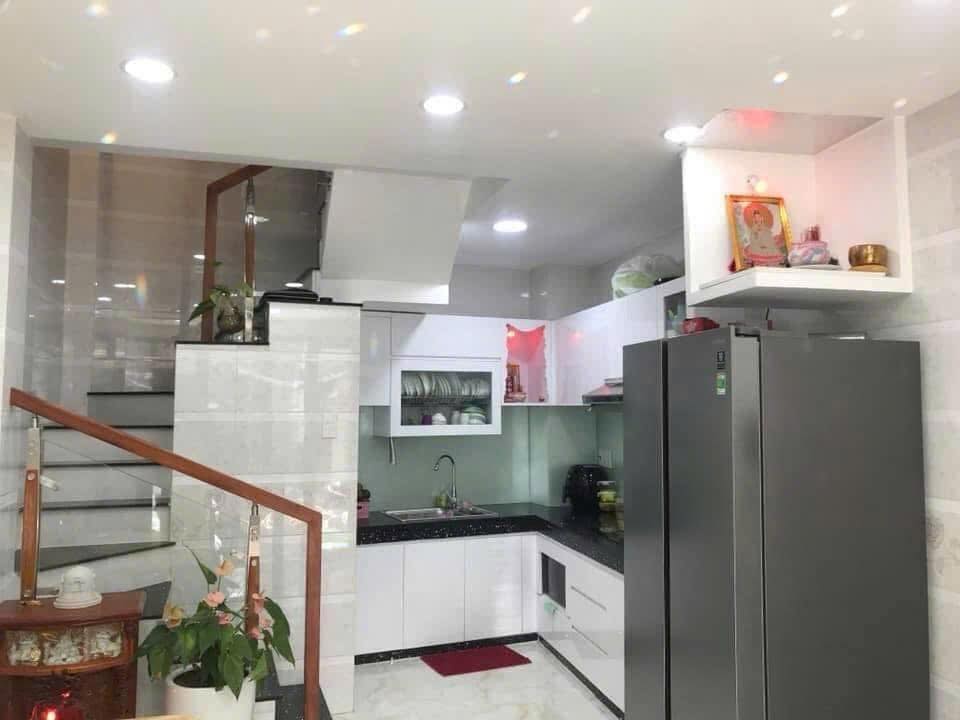 Nhà phố trung tâm Quận 10, vị trí đắc địa trên đường Lý Thái Tổ, Phường 10