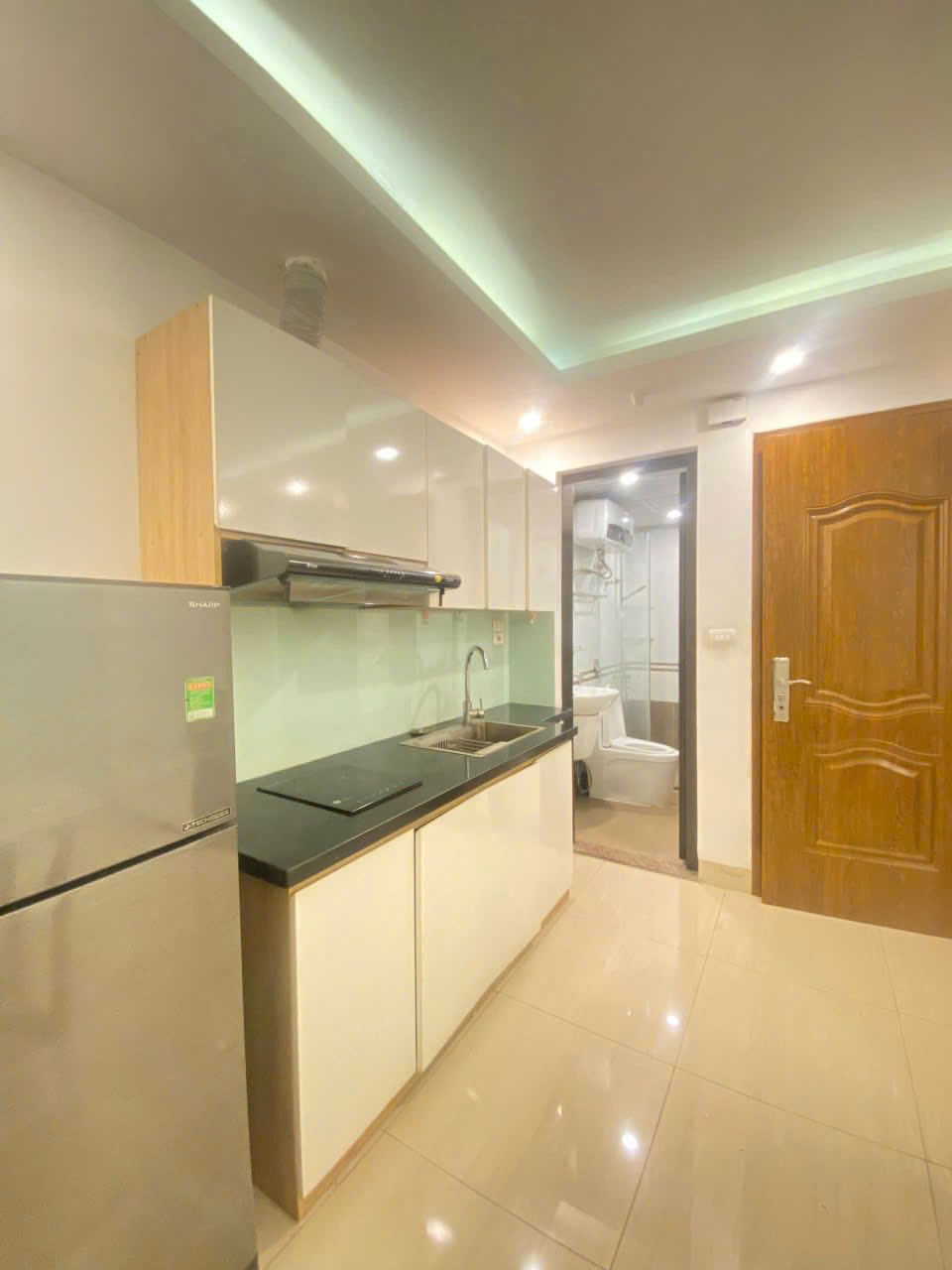 Căn hộ 1 ngủ 1 khách 35m2 tại ngõ 171 Nguyễn Ngọc Vũ, Cầu Giấy, đầy đủ nội thất, thang máy