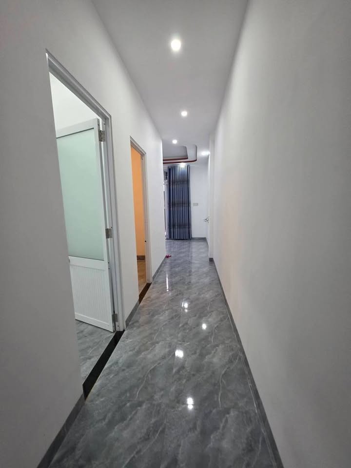Nhà Vĩnh Hòa, Nha Trang 65m2, 2 phòng ngủ, đường ô tô, giá hời