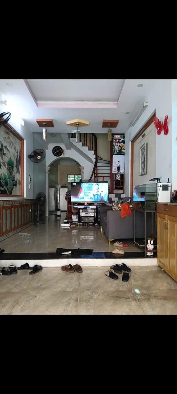 Cháy túi với nhà La Khê 4 tầng, lô góc, ô tô tránh, giá chỉ 9,9 tỷ