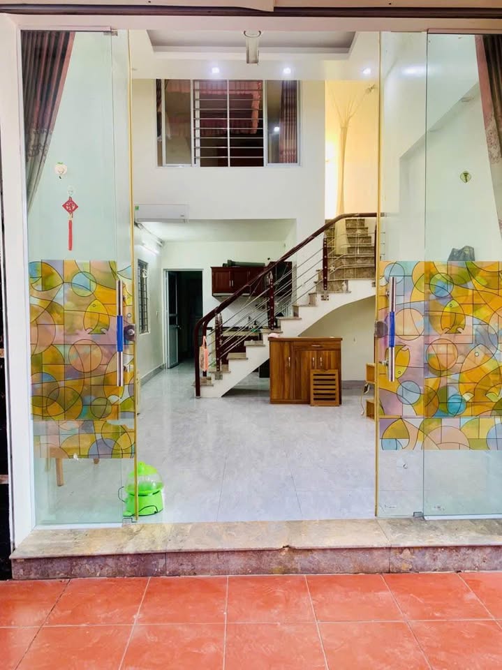 Nhà 1,5 tầng kiên cố, 46,2m2, ô tô đỗ cửa tại Khu 10, Ngọc Châu