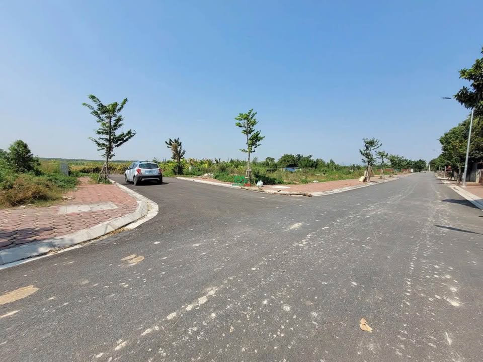 Đất X9 Cán Khê 80m2, 2 mặt tiền, đường 7m, giá 8 tỷ