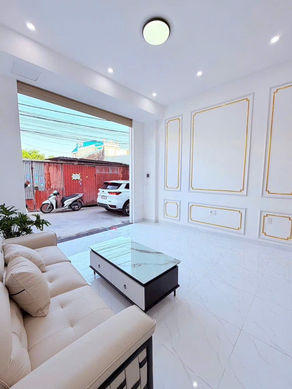 Nhà lầu sổ riêng full thổ cư, Biên Hoà chỉ 3.3 tỷ, tặng nội thất cao cấp