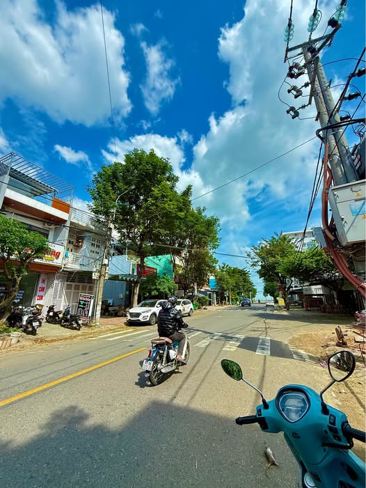 Đất sát biển đường 10m5, giá yêu thương chỉ 9,09 tỷ