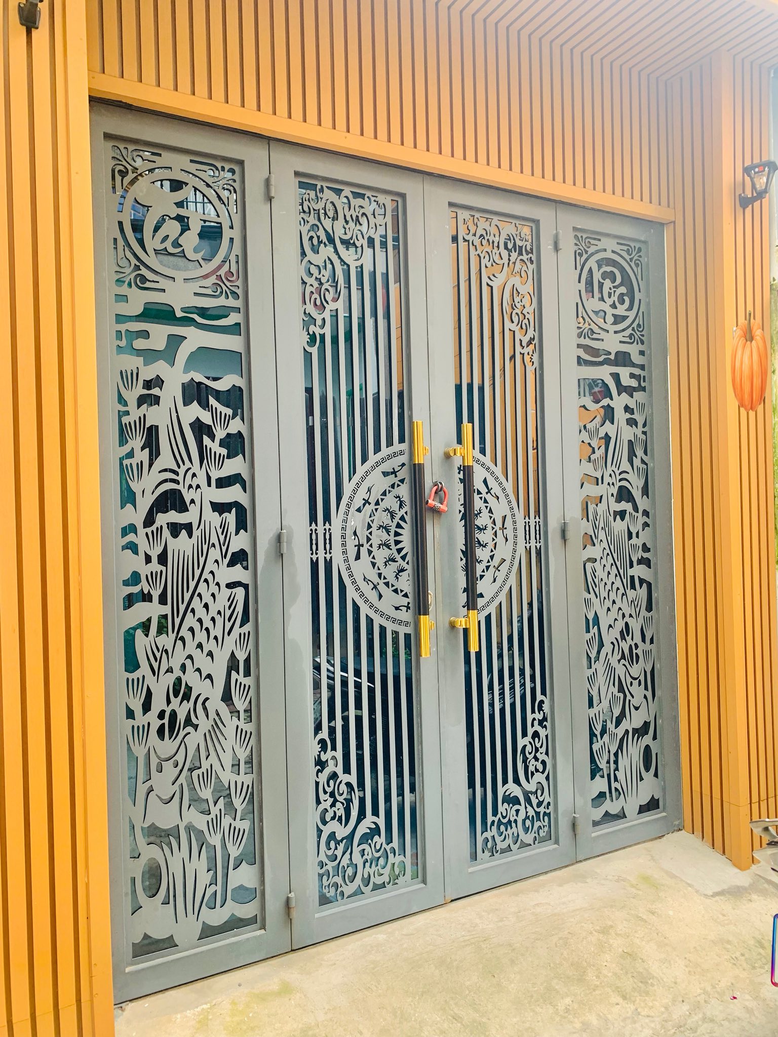 Nhà đẹp sẵn sàng đón chủ mới tại hẻm xe hơi đường Quang Trung, Phường 9