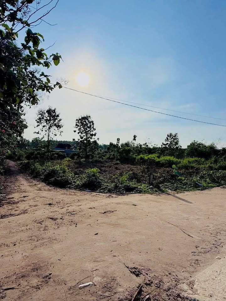 Cần bán gấp lô đất 1030m2 tại xã Gia Canh cũ, huyện Định Quán, tỉnh Đồng Nai