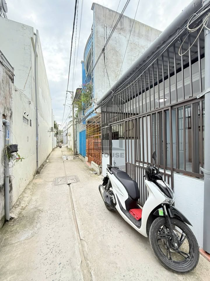 Nhà mới tinh, sơn phết thơm lừng, trang bị đầy đủ "vũ khí" cho cuộc sống