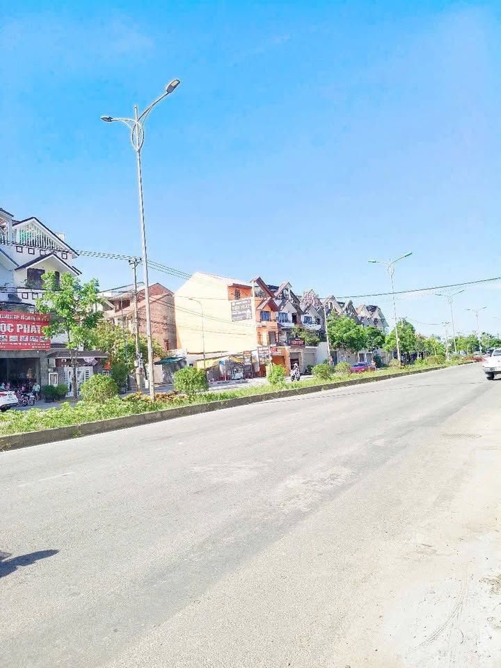 Siêu phẩm mặt tiền Tỉnh lộ 10, đối diện trường Quốc tế UK, vị trí đắc địa không thể bỏ lỡ