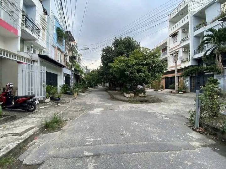 Bán đất 2 mặt tiền khu 38 ha, phường Tân Thới Nhất, Quận 12, 7,1 tỷ