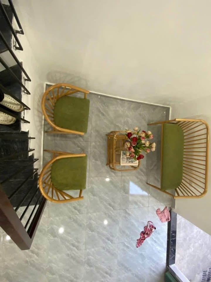 Nhà đẹp 3 ngủ, ô tô đỗ cổng, đón Tết an lành tại Việt Hưng, Long Biên