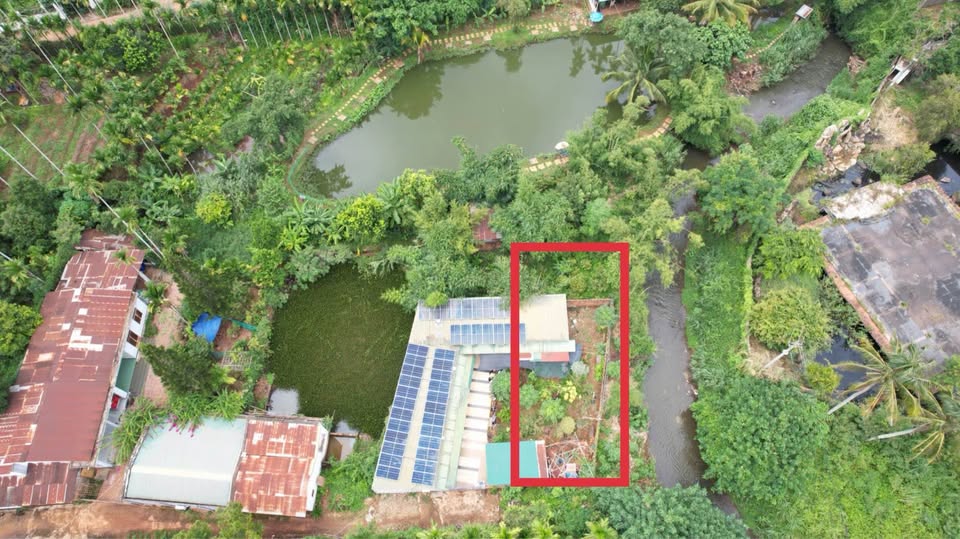 Nhà 10m Nguyễn Du, bám suối cực chill