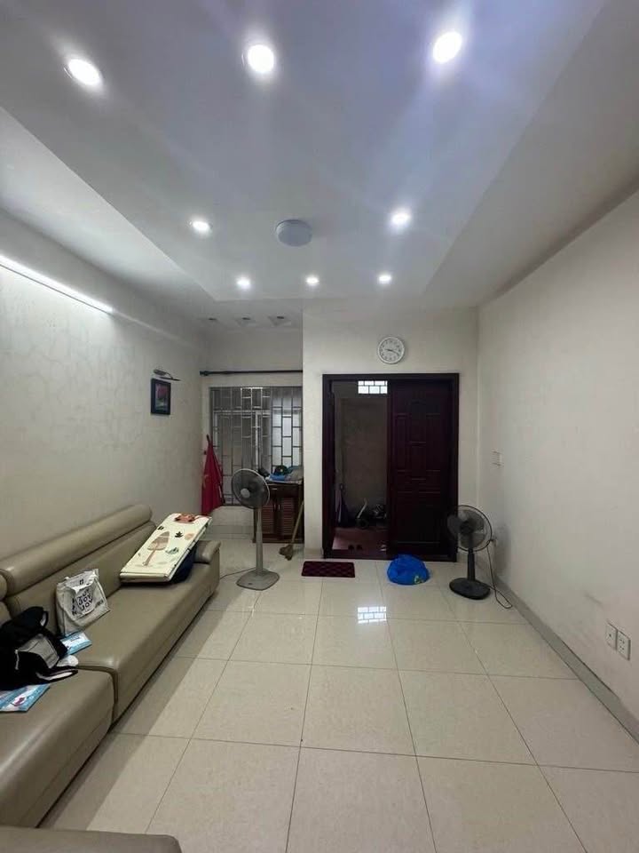 Nhà 5 tầng xịn sò Từ Liêm, ô tô vào tận cửa, tiện ích ngập tràn