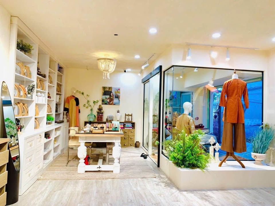 Bán nhà mặt tiền Trần Hưng Đạo, Long Xuyên - Vị trí đắc địa, kinh doanh sầm uất