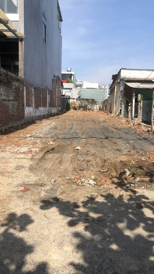 Đất vàng Liên Chiểu 180m2 ngang 6m, 2 ô tô tránh, cơ hội vàng xây căn hộ