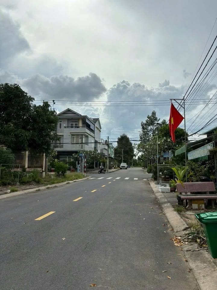 Bán nhà cấp 4, 2 phòng ngủ, 100% thổ cư, 2.2 tỷ tại Phường Mỹ Phú, Đồng Tháp