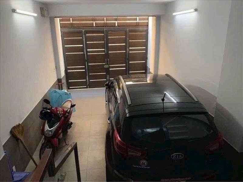 Bán nhà lô góc kinh doanh, 3 thoáng, ô tô ngủ trong nhà, chỉ nhỉnh 13 tỷ