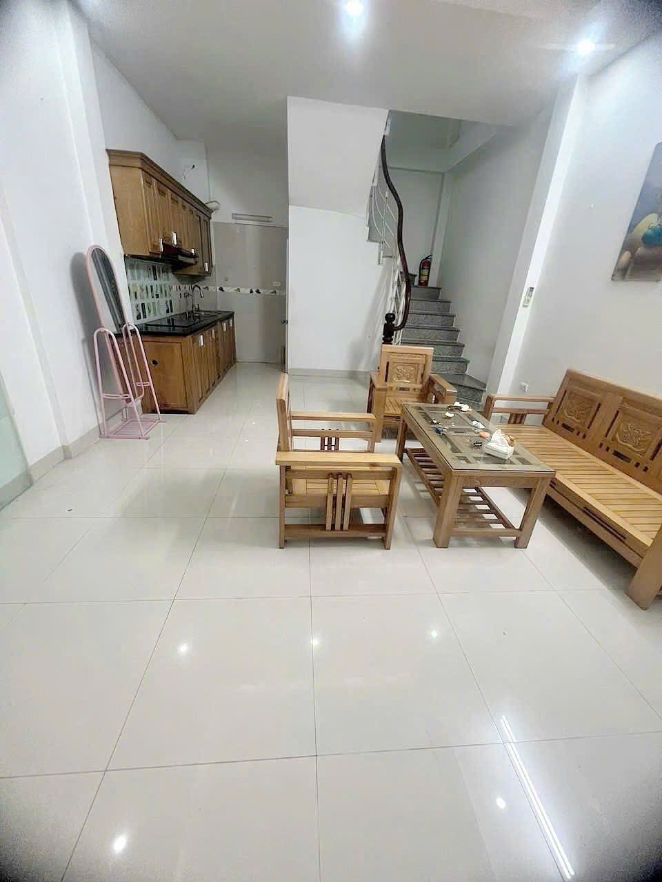 Sở hữu nhà 5 tầng, 30m2 tại Văn Quán, mặt tiền 4.2m, full nội thất, pháp lý rõ ràng