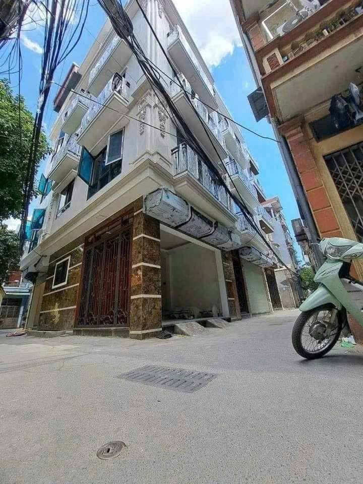 Bán nhà lô góc diện tích 50m2, xây 5 tầng, có thang máy tại La Khê, Hà Đông