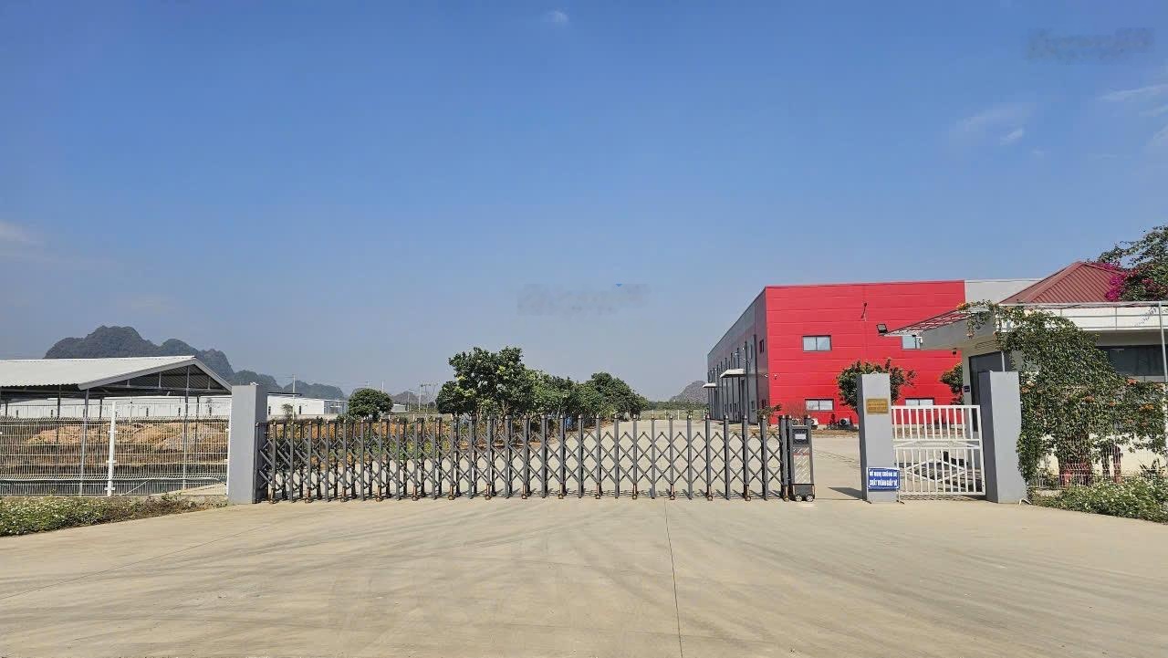 Tôi cần bán lô đất 110m2, 550tr MT 6m, kẹp giữa KCN và CCN 360ha đường chính quy hoạch mở rộng 30m