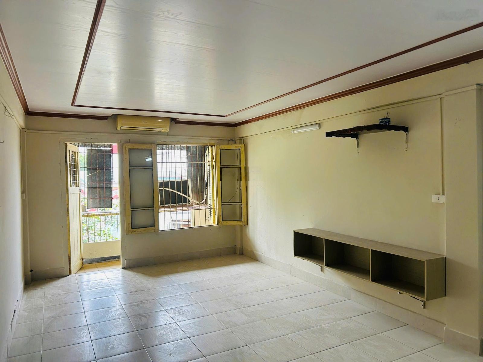 Chính chủ cho thuê nhà TT B20 Kim Liên, Đống Đa, Hà Nội, 35 m2, điện nước hộ gia đình