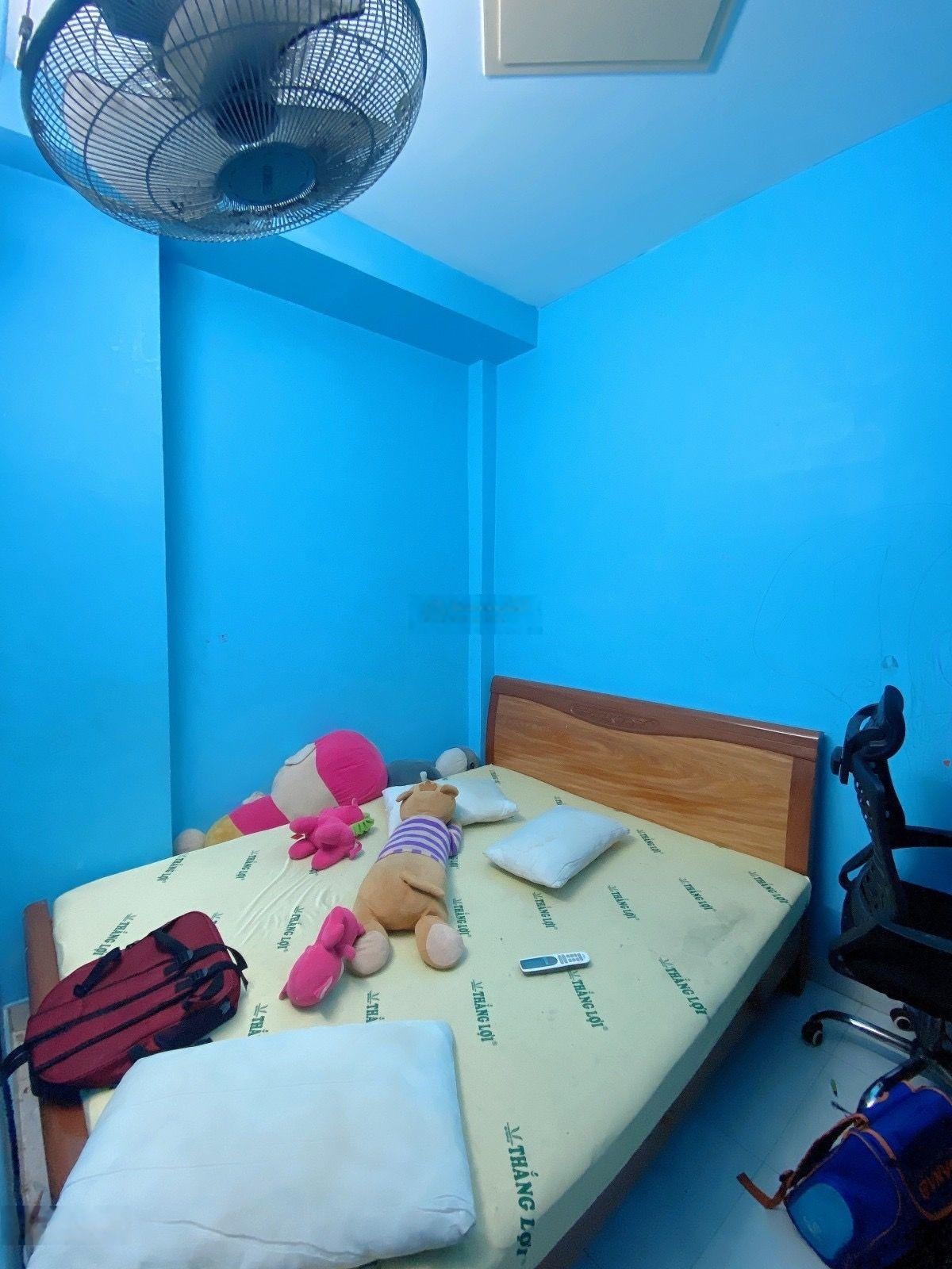 Nhà liền kề, nhà Q.12 chỉ hơn 1tỷ