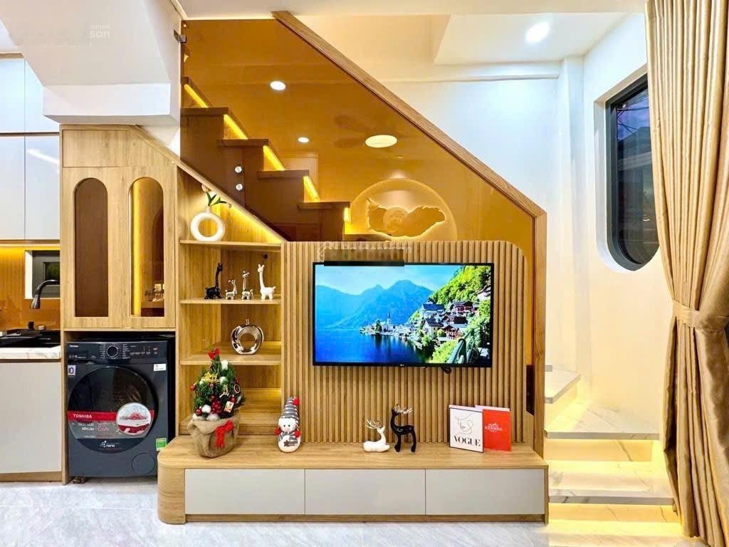 Vũ tùng - 21m2 - 2 tầng - nhà đẹp mới xây - sẵn nội thất - vào ở ngay - 4,48tỷ - bình thạnh