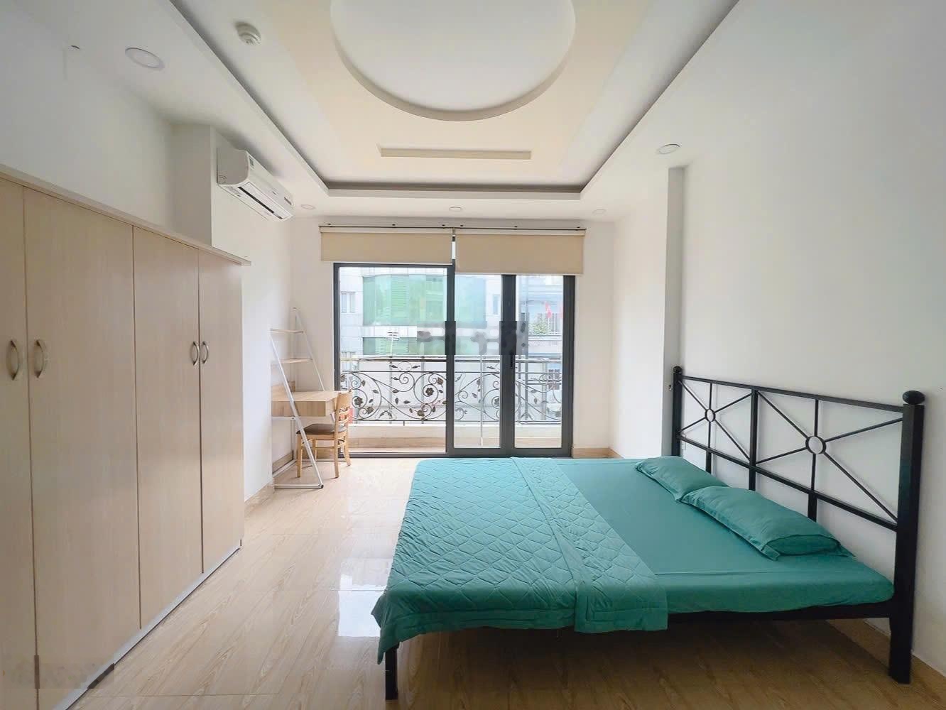 Cho Thuê Căn Hộ Full NT Ban Công Ngay Nguyễn Văn Đậu