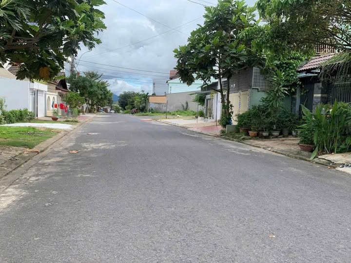 Đất vàng Kon Tum, 1,2 tỷ, sở hữu ngay lô đẹp mặt đường Thu Bồn