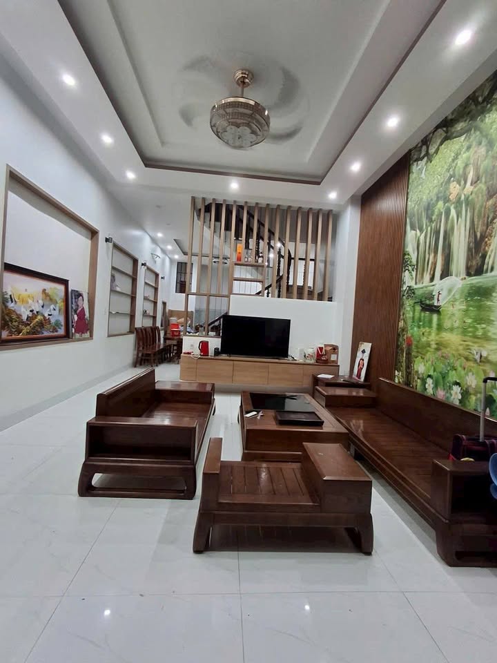 Nhà mặt tiền Võ Văn Tần, Vũng Tàu nét đẹp hiện đại, vị trí vàng