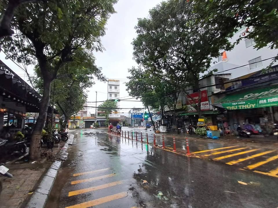 Bán đất tặng dãy trọ 7 phòng, kiệt ô tô Nguyễn Chánh, Đà Nẵng, 136m2