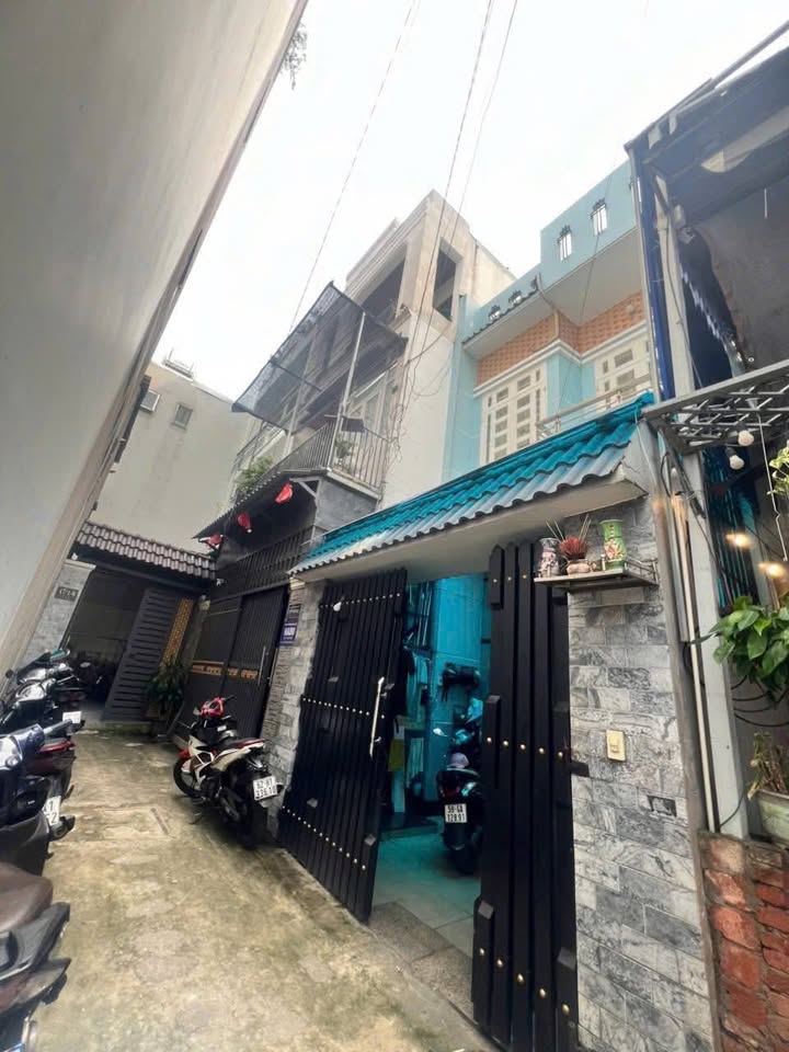 Bán nhà 1 trệt 1 lầu kiên cố, hẻm xe hơi, Tân Thới Hiệp, quận 12