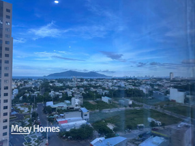 Căn hộ 2 phòng ngủ full nội thất, view biển Đà Nẵng, sẵn sổ, giá tốt