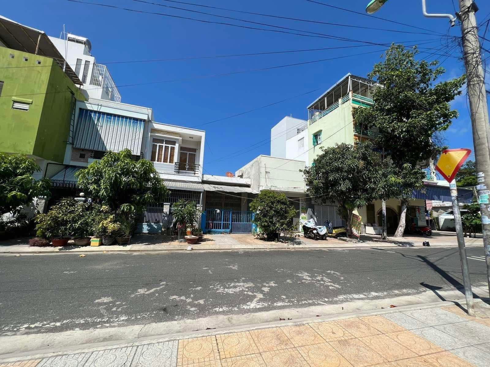 Bán đất tặng nhà cấp 4 mặt tiền Lê Thanh Nghị, Nha Trang - 5.9 tỷ