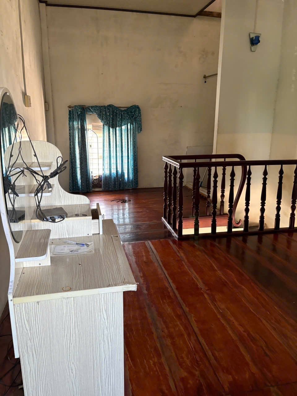 Bán nhà 2 tầng khu TĐC Đất Lành, phường Nam, Nha Trang, đường 13m, giá 4.05 tỷ