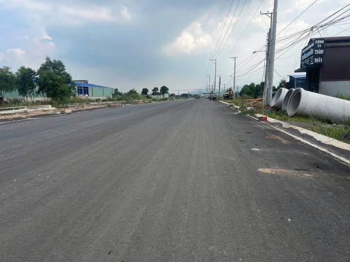 Bất động sản góc siêu đẹp, 2 mặt tiền đường HL2, Hòa Long, tiềm năng tăng giá vọt