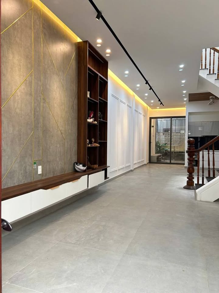 Nhà 3 tầng, 105m², mặt tiền 5m, tại Phú Mỹ Thượng, Thừa Thiên Huế