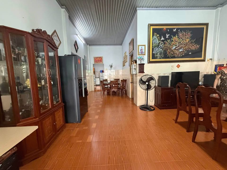 Bán nhà tọa lạc tại vị trí đắc địa trên đường Nguyễn Văn Rốp, Phường 4, Thành phố Tây Ninh